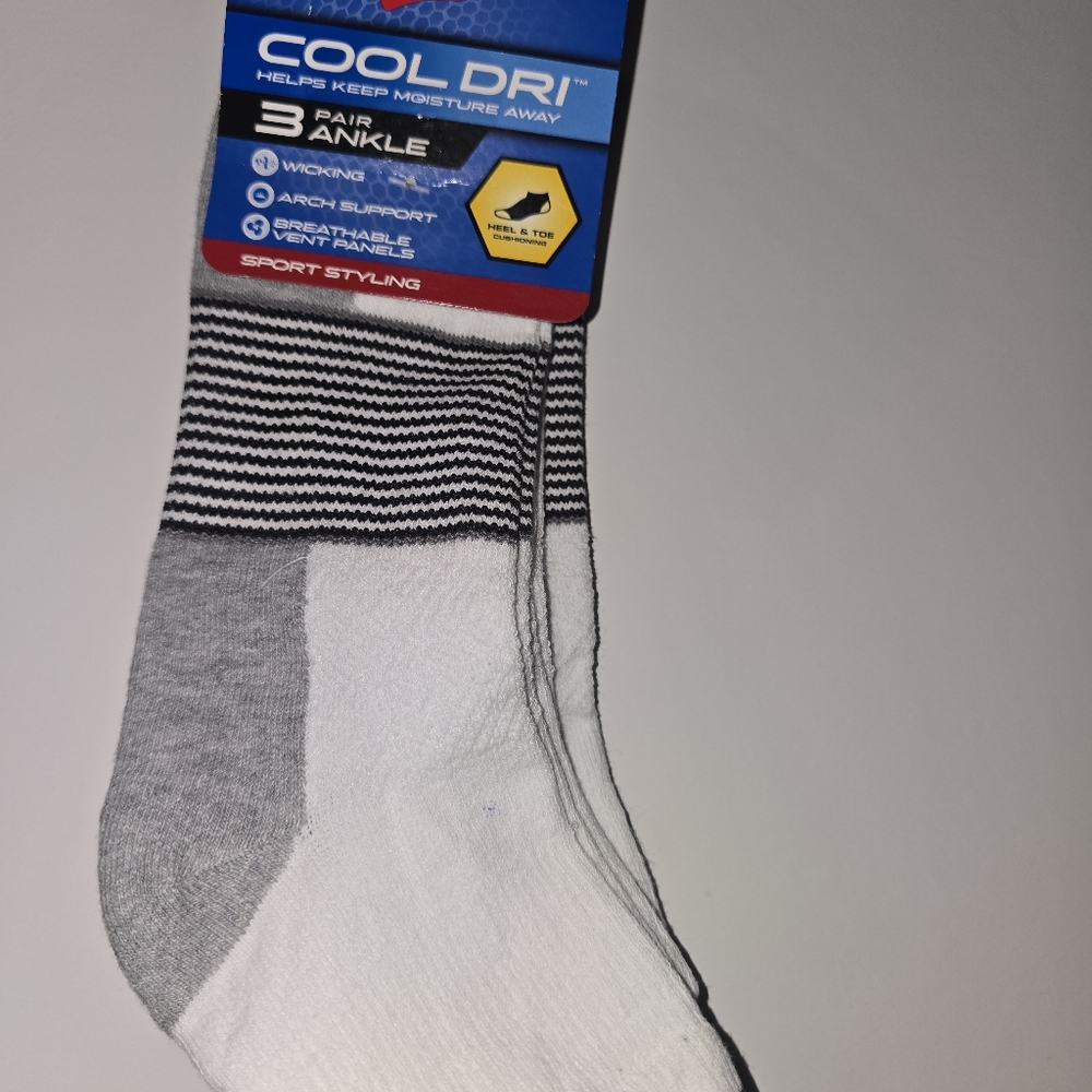 Hanes Athletic Socks White and Gray Performance Comfort
